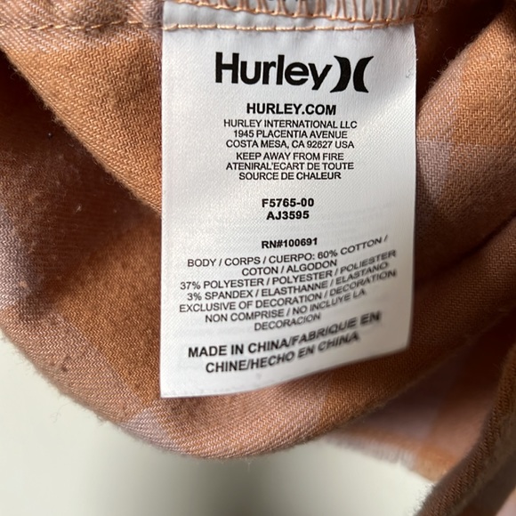 Women’s Hurley Flannel - Picture 3 of 4